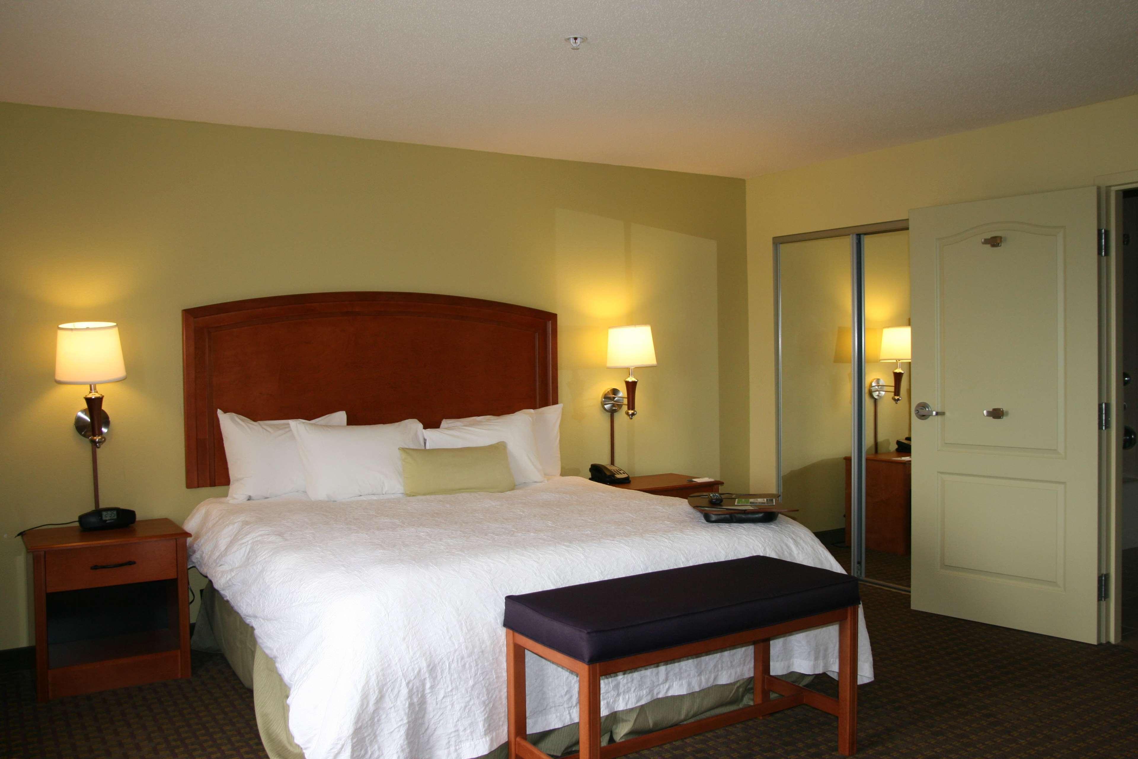 Hampton Inn Macomb Pokoj fotografie