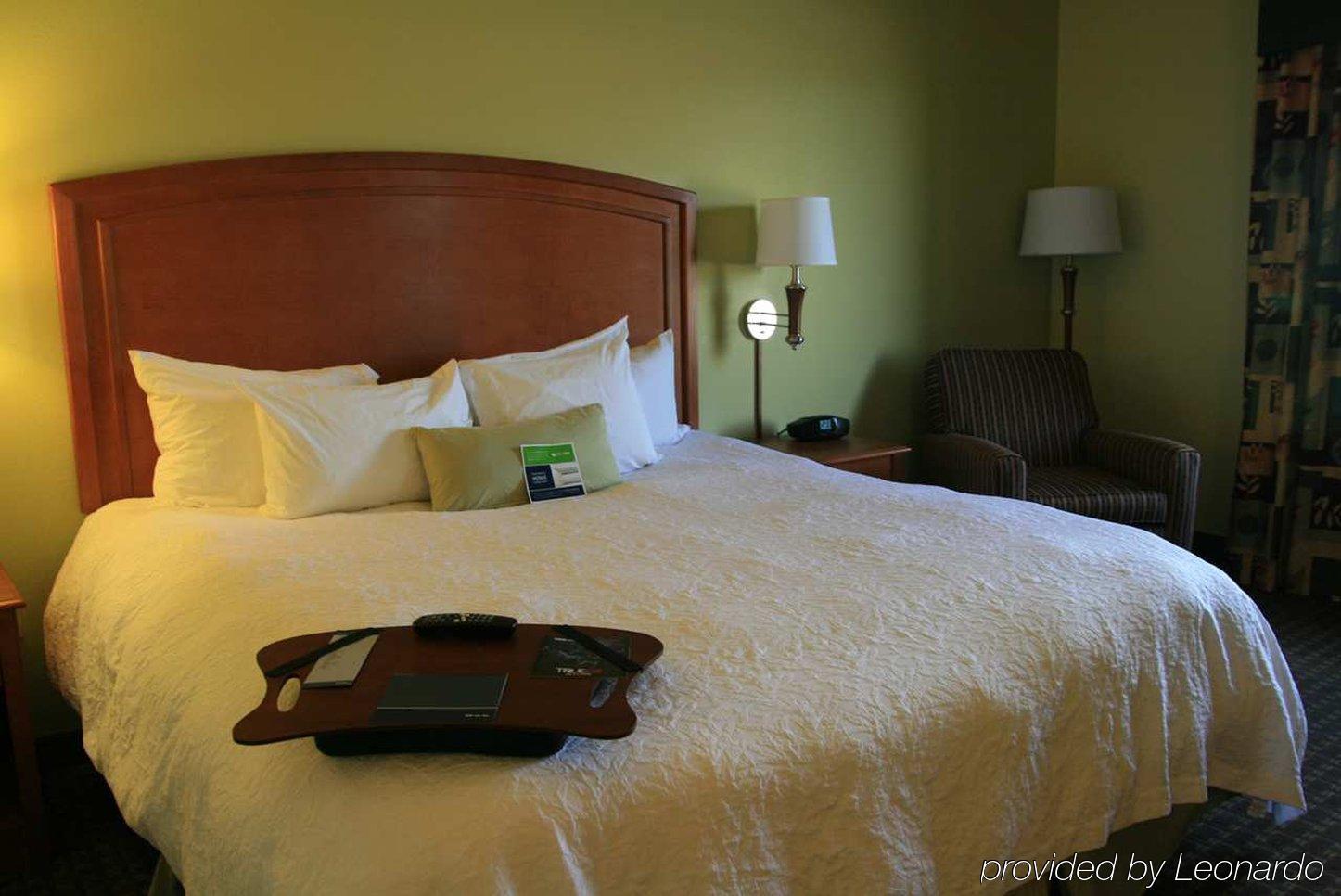 Hampton Inn Macomb Pokoj fotografie